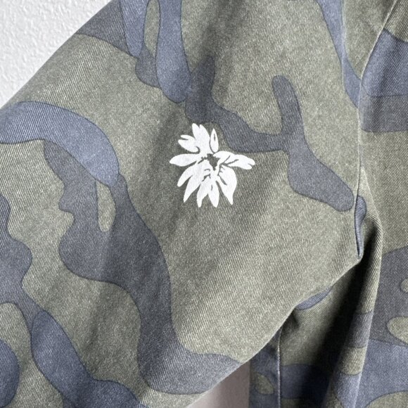 Cloud Chaser White Floral Green Camouflage Bomber Jacket Size L Juniors - Picture 4 of 6